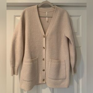 Aritzia Cream Cardigan XS
